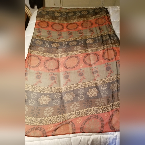 Set of 2 World Market scarves, rich, beautiful colors. - Picture 4 of 8